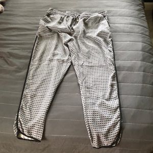 Silky joggers with pockets!